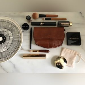 EUC Vintage Toffee Leather Snap Closure  Travel Pouch